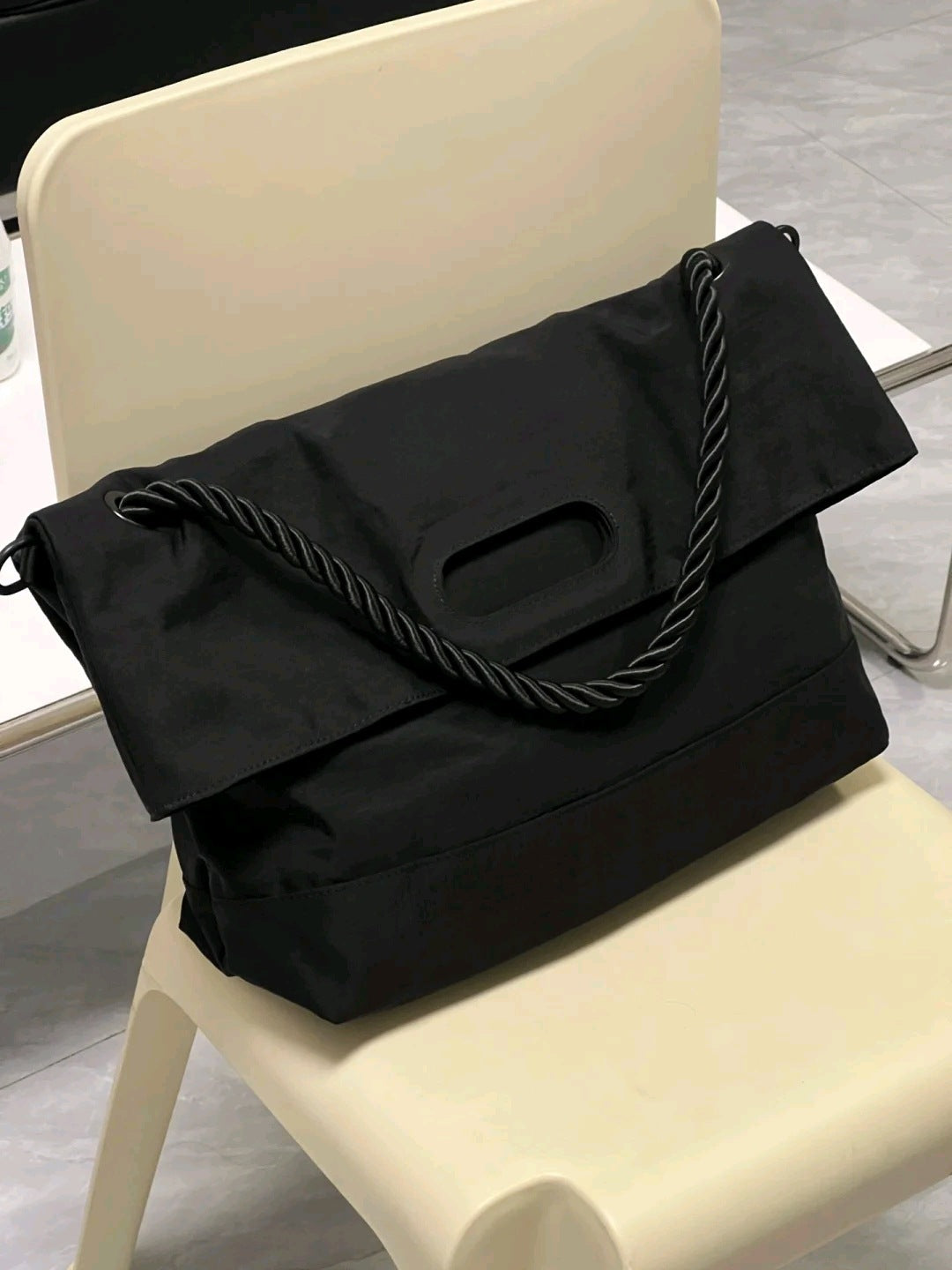 Black One-shoulder Crossbody Messenger Bag Large Capacity Totes