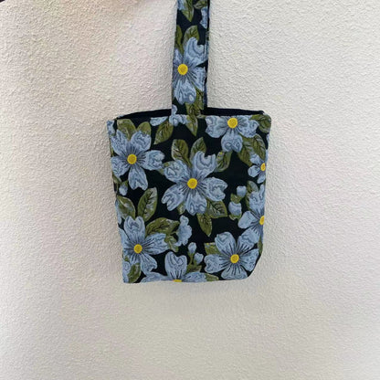 Vintage Flowers Carry Tote Bag