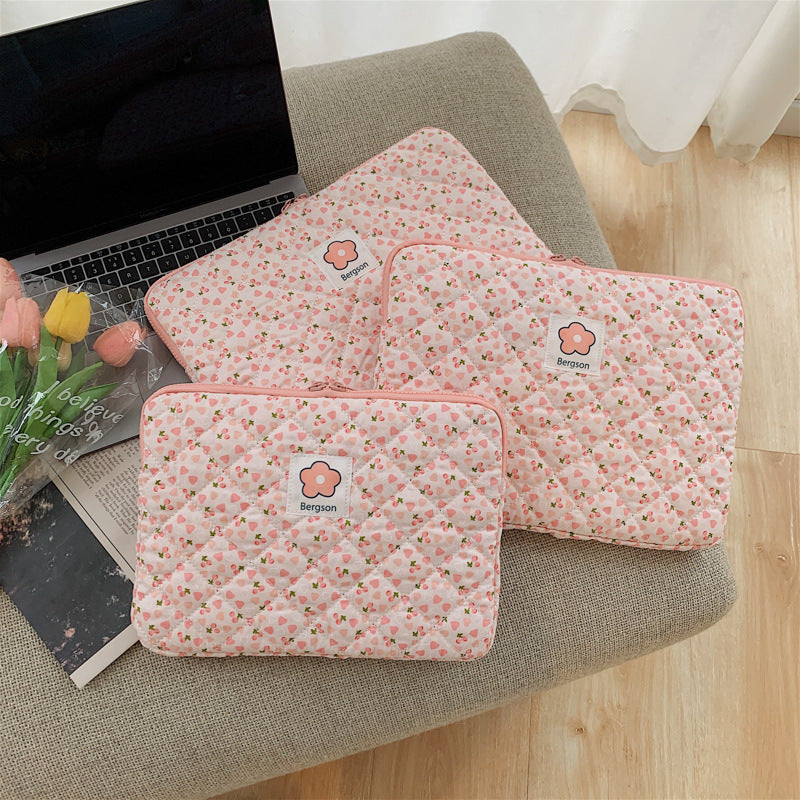 Floral Checked Padded Tablet Storage Pouch