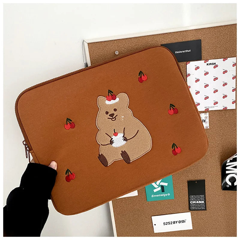 Quokka Tablet Laptop Storage Pouch