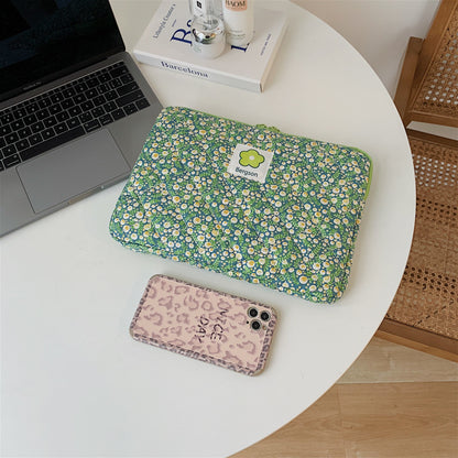 Floral Checked Padded Tablet Storage Pouch